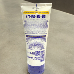 Sữa Rửa Mặt Vitamin E AR Thái Lan Tuýp 190g - 8850722093352