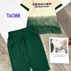 Đồ bộ quần lửng màu của line áo tay ngắn in chữ TIONFUN - DBO4675