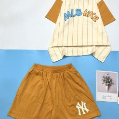 Đồ bộ quần đùi áo tay ngắn in chữ MLB LIKE - DBO4684