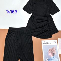 Đồ bộ vải tăm đũa quần ngố áo tay ngắn trơn nhún bên hông xẻ tà áo - DBO4693