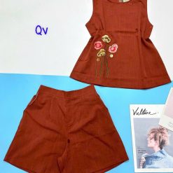 Đồ bộ quần đùi áo sát nách có thêu cành hoa - DBO4698