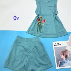 Đồ bộ quần đùi áo sát nách có thêu cành hoa - DBO4698