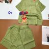 Đồ bộ quần đùi áo sơ mi tay ngắn in hình gấu Pooh - DBO4703