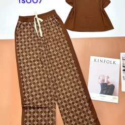 Đồ bộ quần dài có sọc lớn bê hông áo ba lỗ trơn - DBO4708