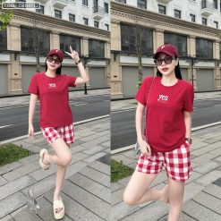 Đồ bộ quần đùi ca rô nhỏ áo thun in chữ Yes - DBO4712