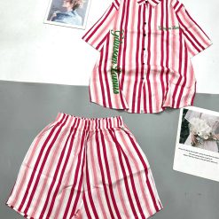 Đồ bộ quần đùi áo sơ mi tay ngắn cổ bẻ sọc chữ - DBO4715
