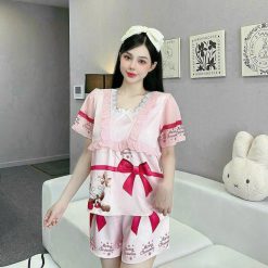 Đồ bộ quần đùi latin áo cổ vuông viền ren nơ in hình dể thương - DBO4724
