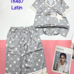 Đồ bộ quần lửng latin áo tay ngắn cổ bẻ in nhiều hình - DBO4742