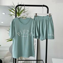 Đồ bộ gân tăm quần đùi áo tay ngắn in chữ PIVITA - DBO4782