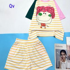 đồ bộ quần đùi áo tay ngắn sọc ngang in hình bé mặt to - DBO4809
