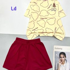 đồ bộ quần đùi trơn áo tay ngắn in hình nhiều mặt gấu - DBO4811