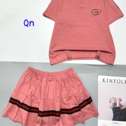 đồ bộ chân váy có quần áo tay ngắn cổ V - DBO4819