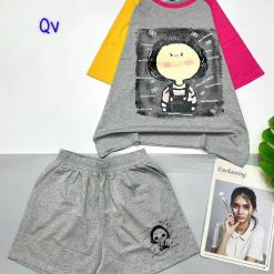 đồ bộ quần đùi áo tay ngắn in hình bé tóc ngang - DBO4830