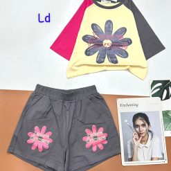 Đồ bộ quần đùi áo tay ngắn in hình bông hoa lớn - DBO4831
