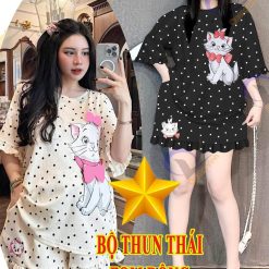 Đồ bộ quần đùi bèo áo tay phồng bèo in hình mèo kitty chấm bi - DBO4850