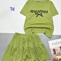 đồ bộ quần váy áo tay ngắn in chữ miu miu - DBO4902