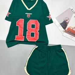 đồ bộ quần đùi áo tay ngắn cổ Vin số 18 - DBO4918