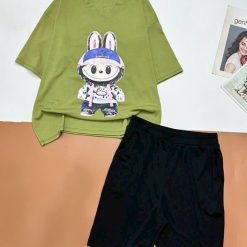 Đồ bộ quần lửng đen áo tay ngắn in hình gấu - DBO4921