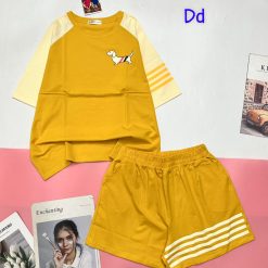 Đồ bộ quần đùi áo tay ngắn in hình chó quần 3 sọc - DBO4926