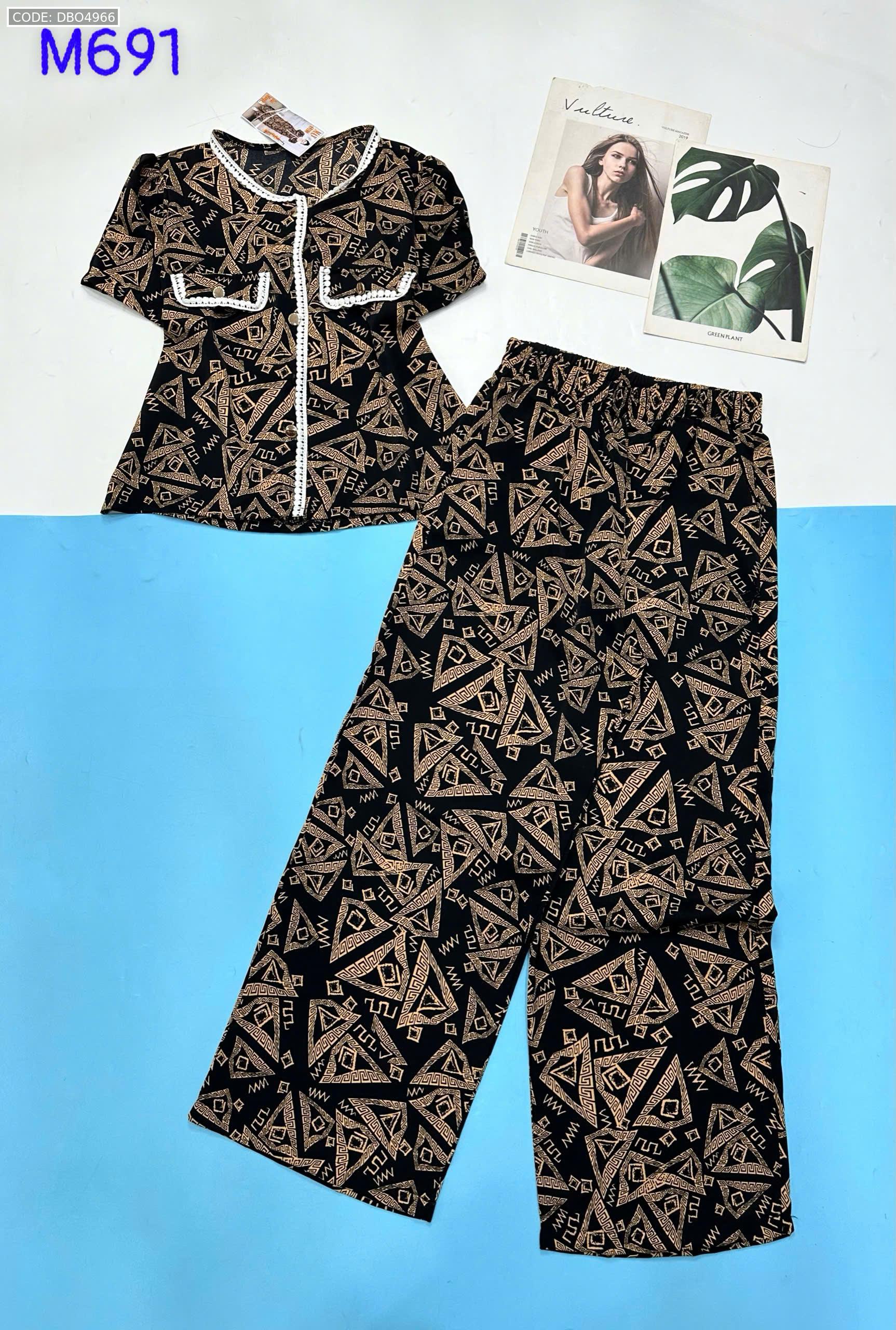 Đồ bộ mango áo tay ngắn may 2 túi trước kiểu xinh Đồ bộ mango áo tay ngắn may 2 túi trước kiểu xinh