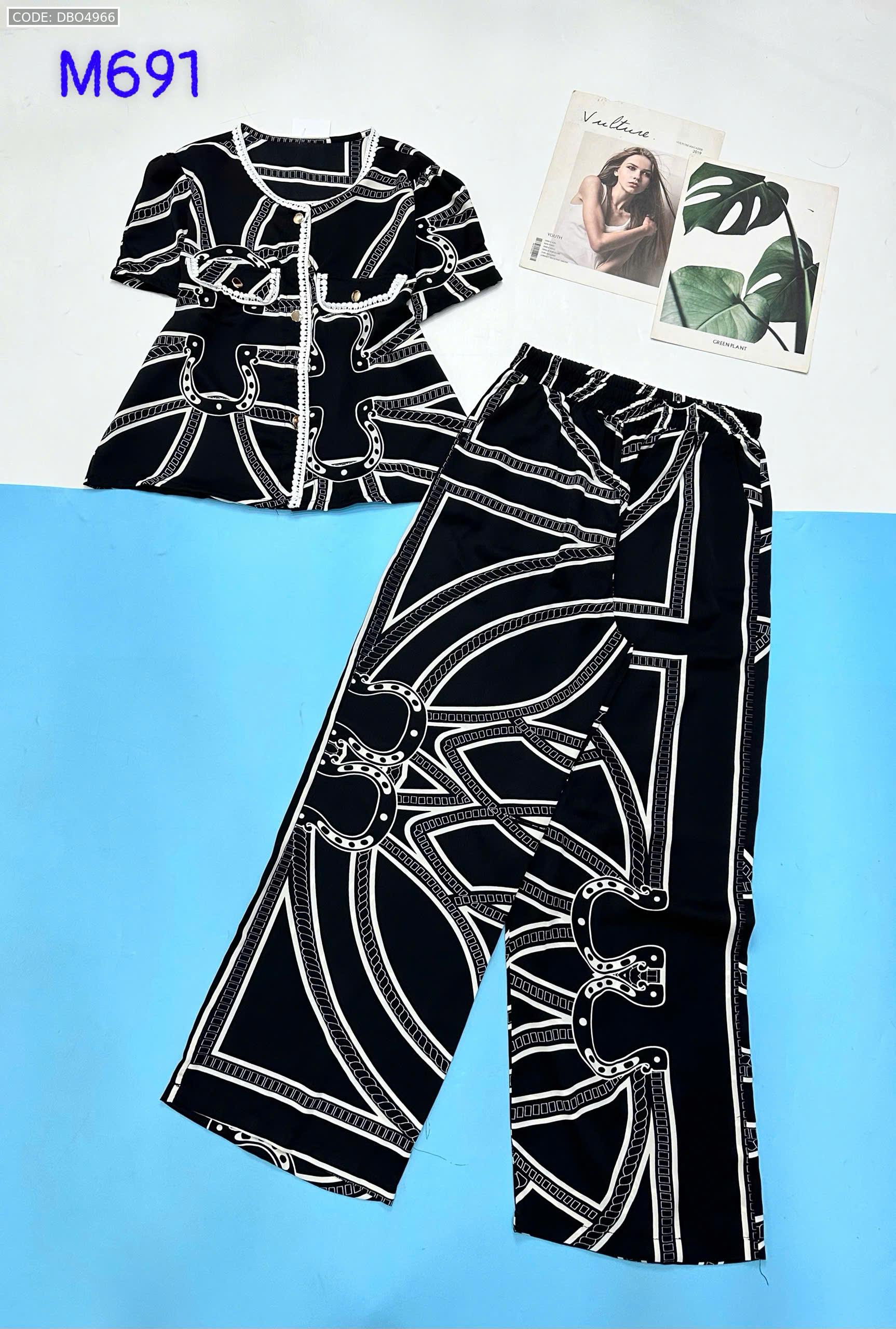 Đồ bộ mango áo tay ngắn may 2 túi trước kiểu xinh Đồ bộ mango áo tay ngắn may 2 túi trước kiểu xinh