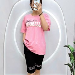 Đồ bộ quần lửng áo tay ngắn in chữ trên áo và ống quần - DBO4982