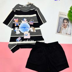 Đồ bộ quần đùi đen áo tay ngắn sọc nhiều hình - DBO5026