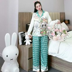 đồ bộ quần dài áo tay dài vải latin hình labubu - DBO5028