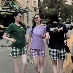 Đồ bộ quần đùi caro áo tay ngắn in hình - DBO5133