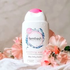 Dung Dịch Vệ Sinh Phụ Nữ Femfresh Soothing Wash Màu Hồng - Dành Cho Da Nhạy Cảm 250ml - 5010724525951