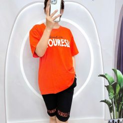 Đồ bộ quần lửng đen áo tay ngắn in chữ ống quần - DBO5170