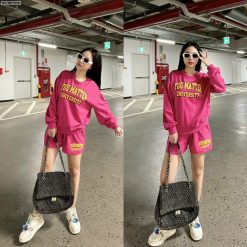 Đồ bộ quần đùi áo tay dài in nhiều chữ ở áo và quần - DBO5172