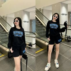 Đồ bộ quần đùi áo tay dài in nhiều chữ ở áo và quần - DBO5172