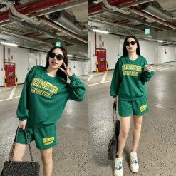 Đồ bộ quần đùi áo tay dài in nhiều chữ ở áo và quần - DBO5172