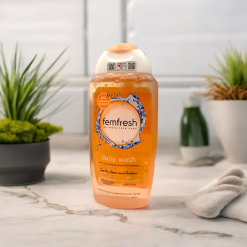 Dung Dịch Vệ Sinh Phụ Nữ Femfresh 250ml - DDVCPNF