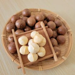 Hộp Hạt Macca Tây Nguyên Hộp Vuông Tròn 550G Hộp Quà Tết 2026 - HMTNHCN550