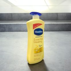 Sữa Dưỡng Thể Vaseline Intensive Care Essential Healing Màu Vàng 725ml - Hàng Xách Tay - 8901030912955