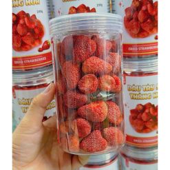 Dâu Tây Sấy Thăng Hoa Thơm Ngon 200g hộp - 8936208936877