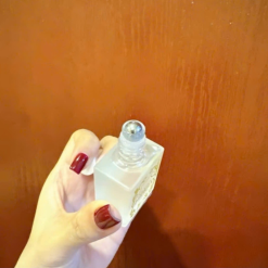 Dầu Gió Thảo Dược Thanh Tô Cosmetic Hỗ Trợ Giảm Stress 10ml - DGTDTT