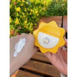 Kem Chống Nắng Queenie Skin SPF50 PA+++ Dành Cho Da Hỗn Hợp Và Dầu 60g - 8938513314586