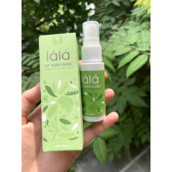 Xịt Thảo Dược Lá Lá 30ml Hỗ Trợ Bảo Vệ Da Xua Đuổi Muỗi Và Côn Trùng - XCCTLALA30ML
