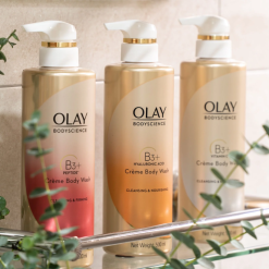 Sữa Tắm Dưỡng Sáng Da Olay B3+ Hyaluronic Acid Màu Cam 500ml - 4902430925747