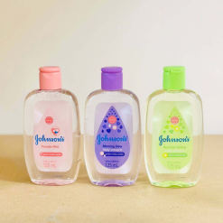 Nước Hoa Em Bé Johnsons Summer Swing Baby Cologne Màu Xanh 125ml Hương Thơm Nhẹ Nhàng Thoang Thoảng - 4801010122326