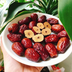 Táo Đỏ Khô Size Jumbo 500g Thơm Ngon Túi Zip - 8936208937119