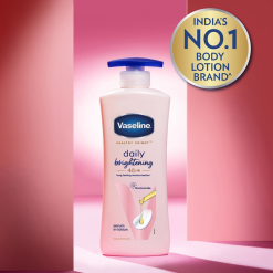Sữa Dưỡng Thể Vaseline Intensive Care Daily Brightening 725ml - SDTVSLMH