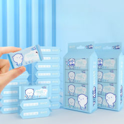 Túi 10 Khăn Ướt Bỏ Túi Du Lịch - Khăn Giấy Ướt Mini Ngẫu Nhiên - Chất Liệu Vải Không Dệt - KUBTMN02