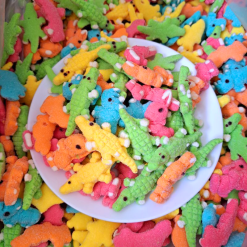 Kẹo Dẻo Cá Sấu 200g - Hộp Trái Tim Hộp Quà Tết 2026 - KDCSHTT200G