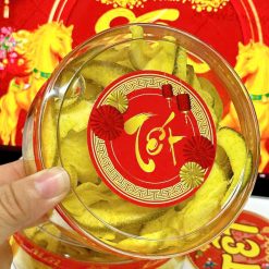 Vỏ Bưởi Chanh Dây Sấy Dẻo 150g Hộp Tròn Nhỏ Hộp Quà Tết 2026 - VBCDSDHTN150G