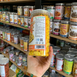 Nui Vàng Chiên Tỏi Ớt Thơm Ngon 300g - Hộp Pet - NVCTOHP300G