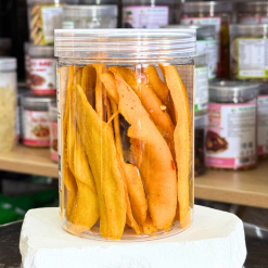 Xoài Sấy Dẻo Muối Ớt Thơm Ngon 300g - Hũ Pet - XSDMOHP300G
